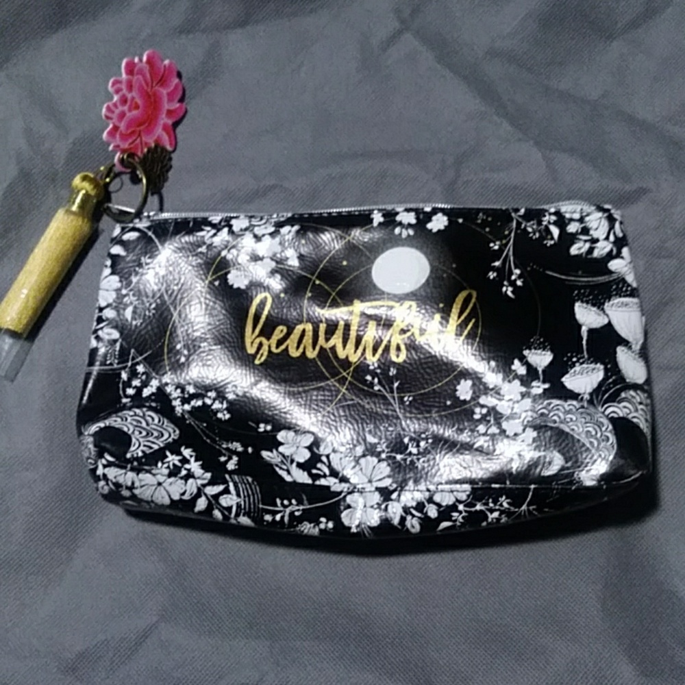 Makeup bag